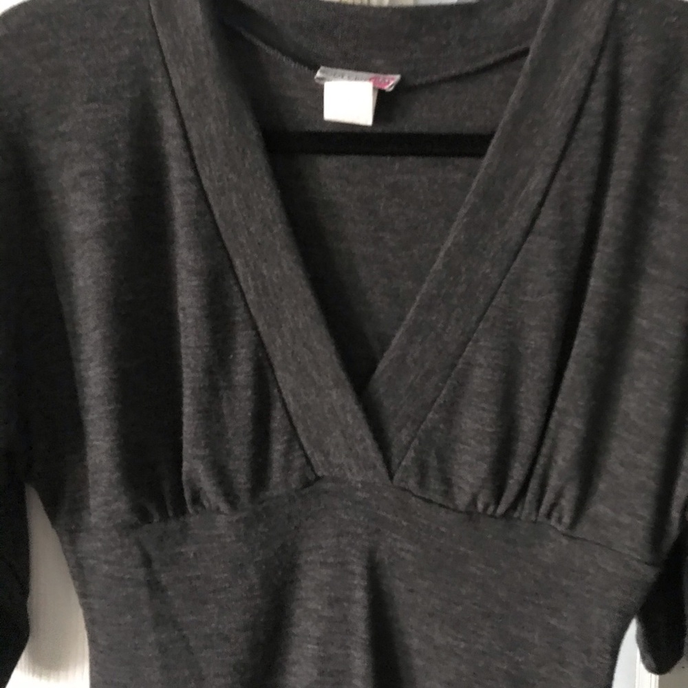 Flattering top - Picture 2 of 3
